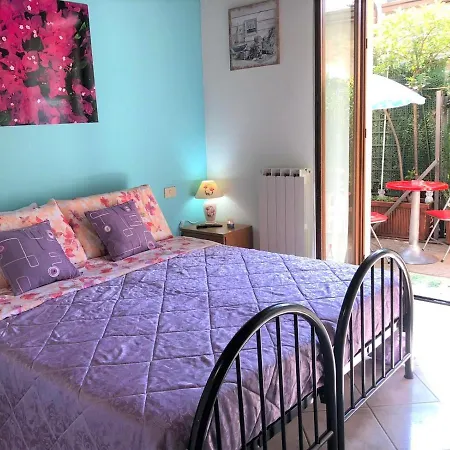 Oasi Di Paradiso - Comfy Private On Ground Floor With Terrace Desenzano del Garda